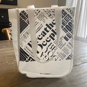Lululemon reusable tote bag